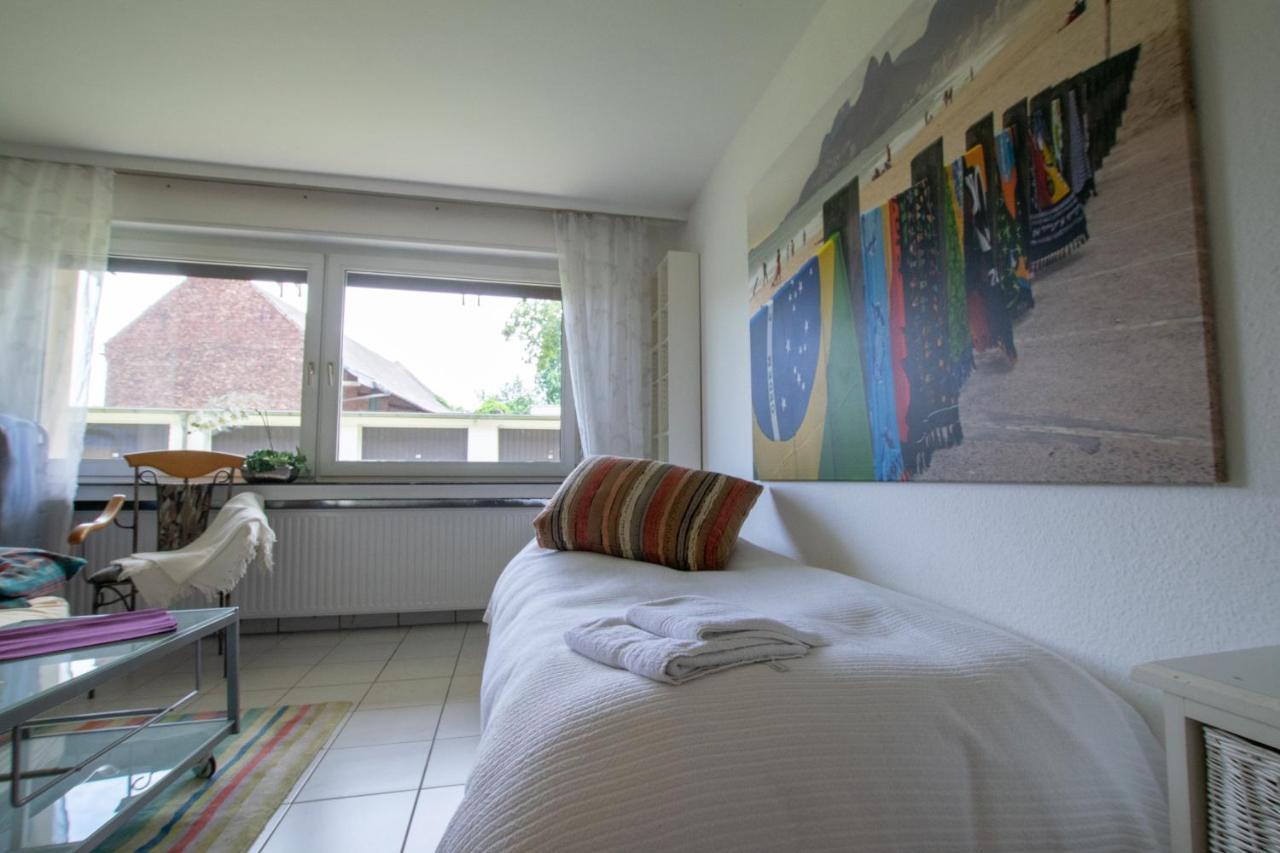 Big 1 Room Apartment - 15 Min Messe Dus Meerbusch Luaran gambar